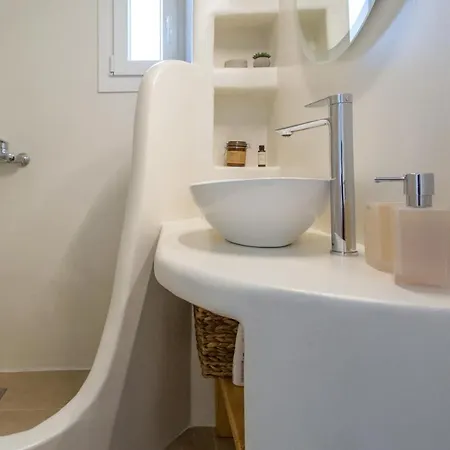 Satsi's Cozy Casa-2 Min From The Beach&town Holiday home Parikia (Paros)
