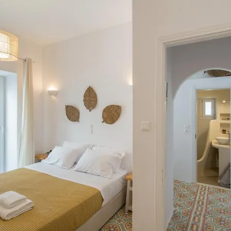 Satsi's Cozy Casa-2 Min From The Beach&town Holiday home Parikia (Paros)