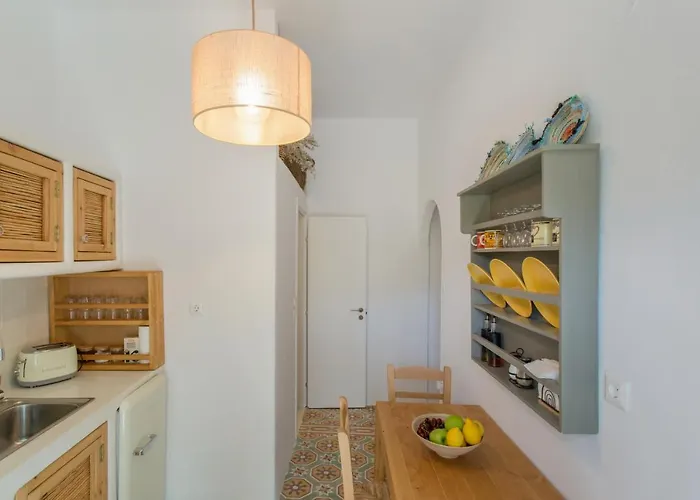 Satsi's Cozy Casa-2 Min From The Beach&town 펜션 *